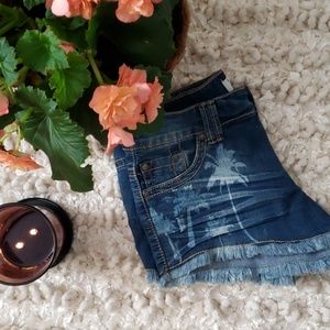 Shorts Harmony Havoc